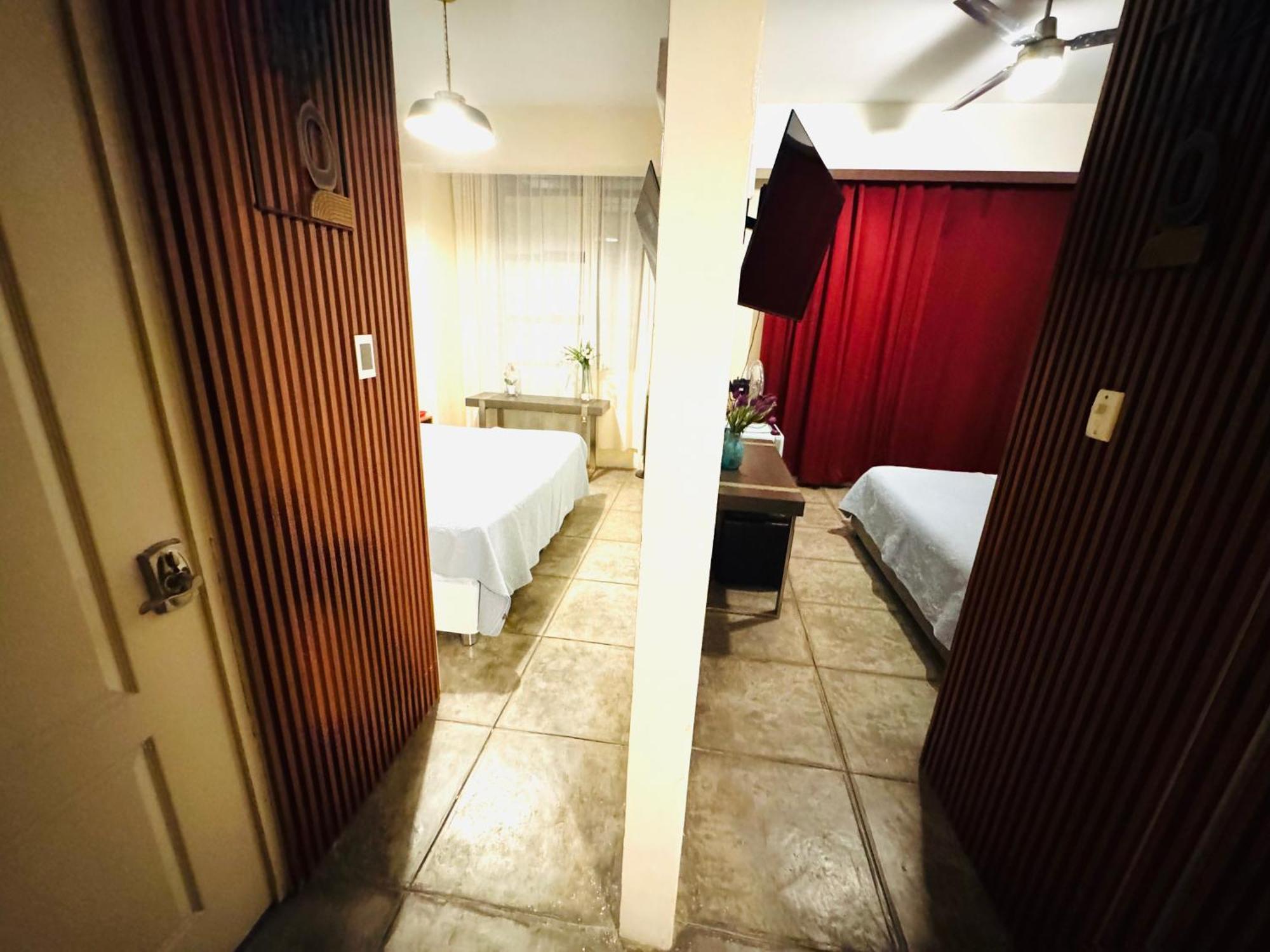Ica Adventures II Hostel Luaran gambar