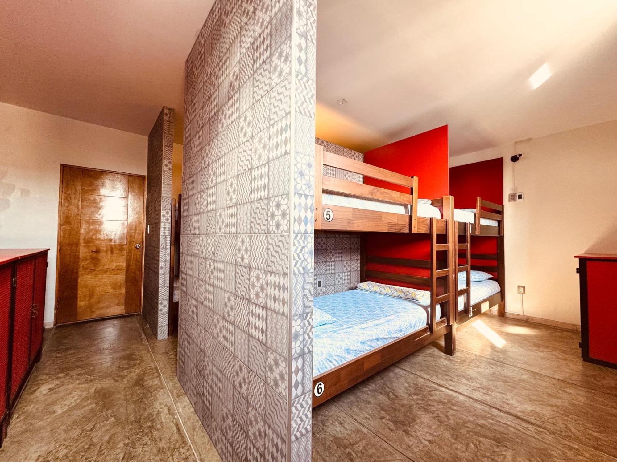 Ica Adventures II Hostel Luaran gambar